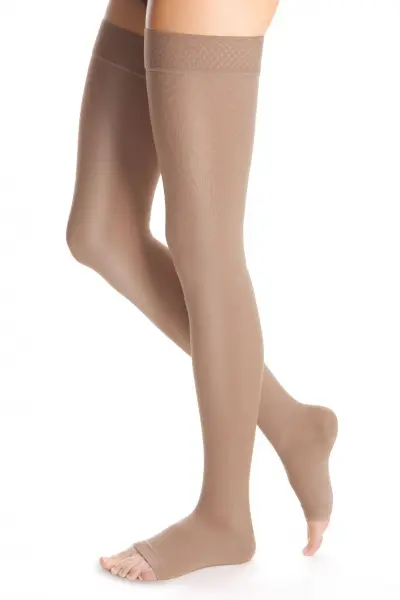 6602_0-MAXIS-BRILLANT-KOMPRESNI-PUNCOCHY-STEHENNI-S-LEMEM-BEZ-SPICKY